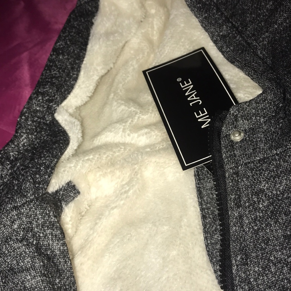 Sweater - Picture 2 of 3